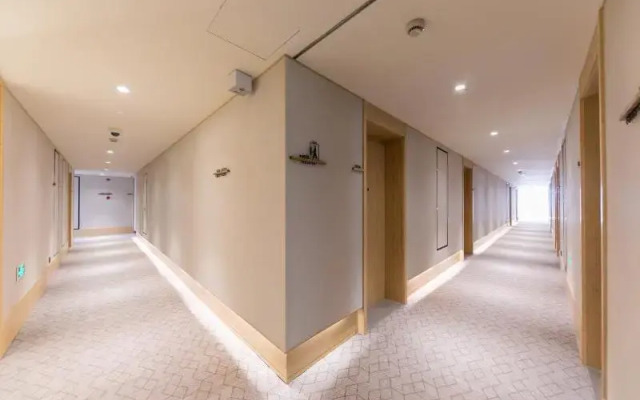 JI Hotel Shanghai Hongqiao Shuicheng Road