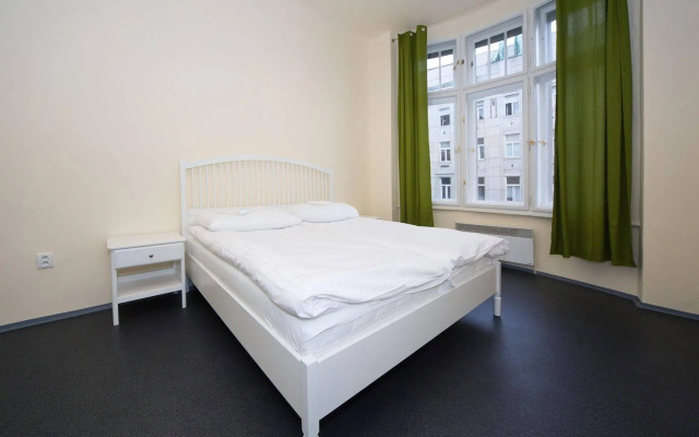 Hostel Ananas
