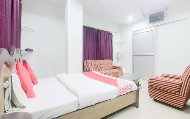 OYO Collection O 26984 New Sky Star Hotel