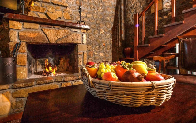 Pera Alonia Guest House