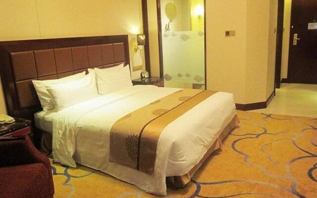 Golden Ray International Hotel