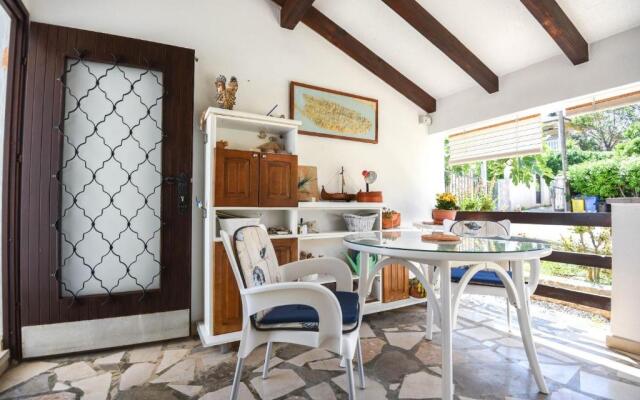 Apartment Maja - 50m from beach