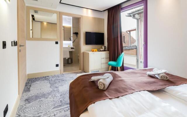 Hotel Boss
