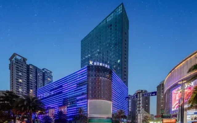 Rezen Select Hotel (Wenshan Dongfeng Road Pedestrian Street)