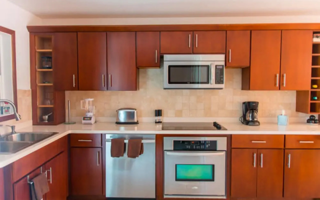HBK Villa Rentals at Jolly Harbour