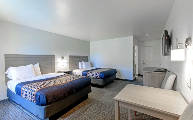 The Gunnison Inn at Dos Rios Golf Course