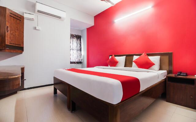 OYO 79641 Collection O Kota Hotels Town Hall