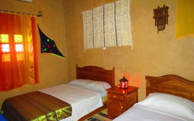 Bed And Breakfast And Desert Tours Camp