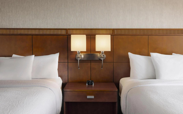 Courtyard by Marriott Ventura Simi Valley