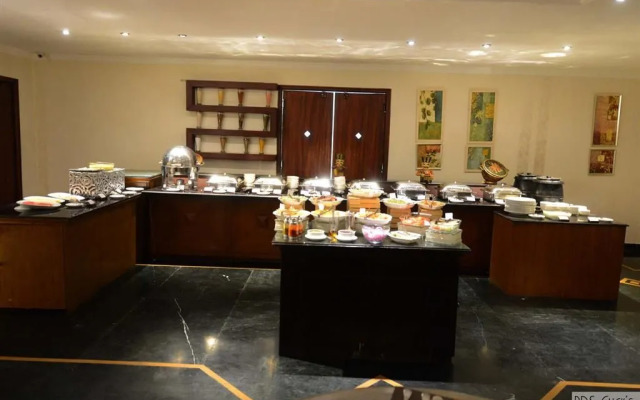 Golden Tulip Udaipur