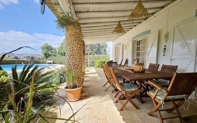 Toca do Fradinho - Pera 3 7Km da Praia