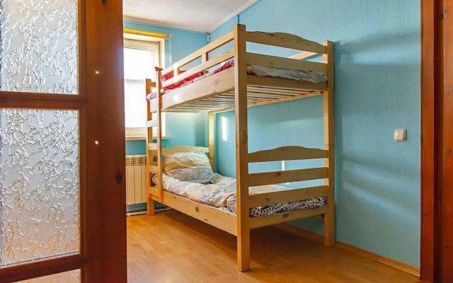 Happy Hostel