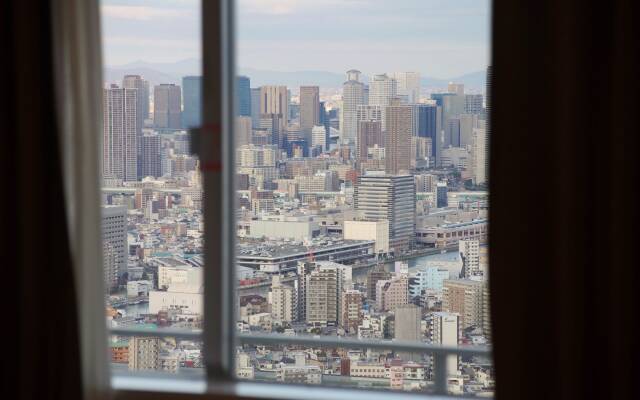 ART HOTEL Osaka Bay Tower