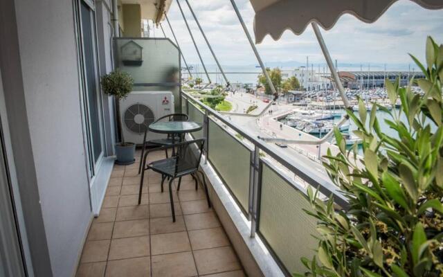 Argonauts Apartment