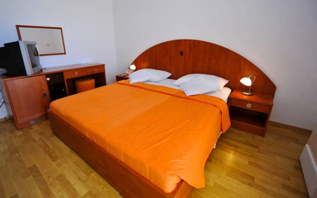 Bed & Breakfast Jugo