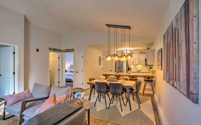 Balcony & Hot Tub Access: Modern Breck Escape!