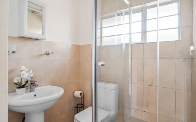 Fairmile Urban Oasis