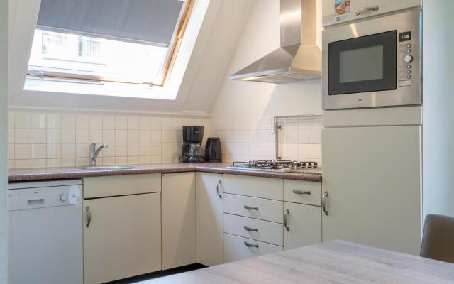 Restyled House With Three Bathrooms, Breda at 10km