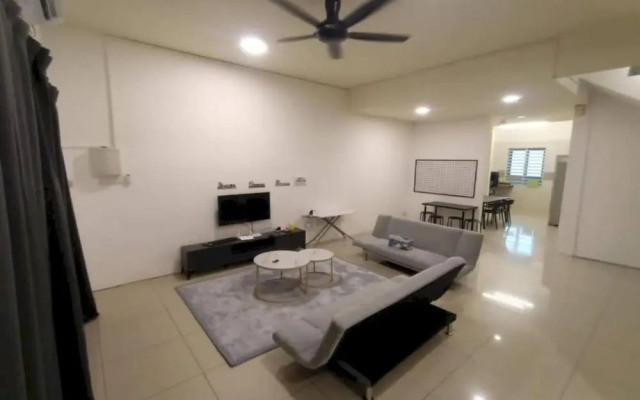 SPOT ON 91018 Sunshine Bnb Concept Service