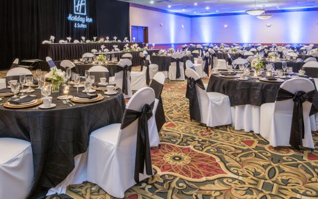 Holiday Inn Hotel & Suites Cincinnati - Eastgate by IHG