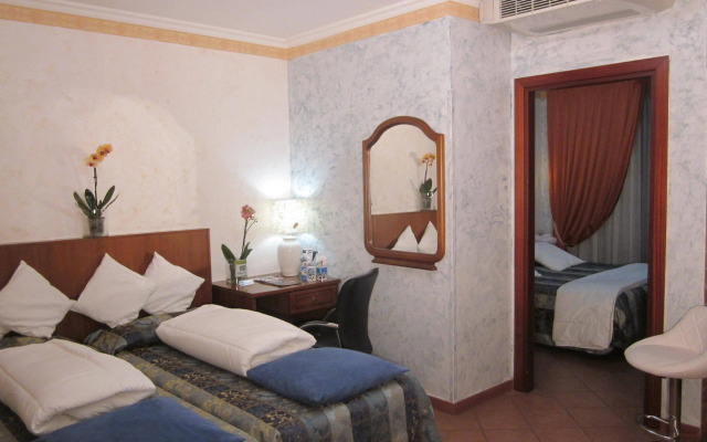 Euro House Inn Airport
