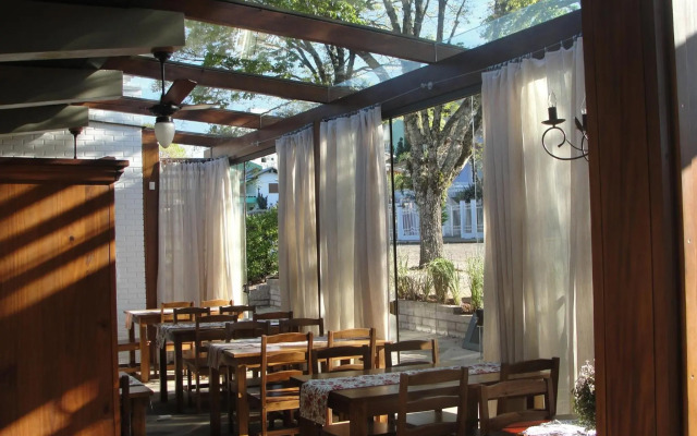 Pousada dos Pinheirais