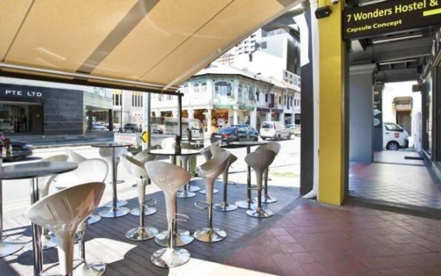 7 Wonders Hostel