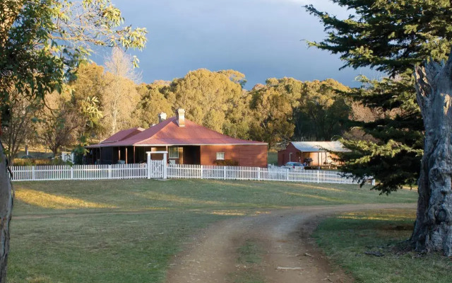 Currango Cottages