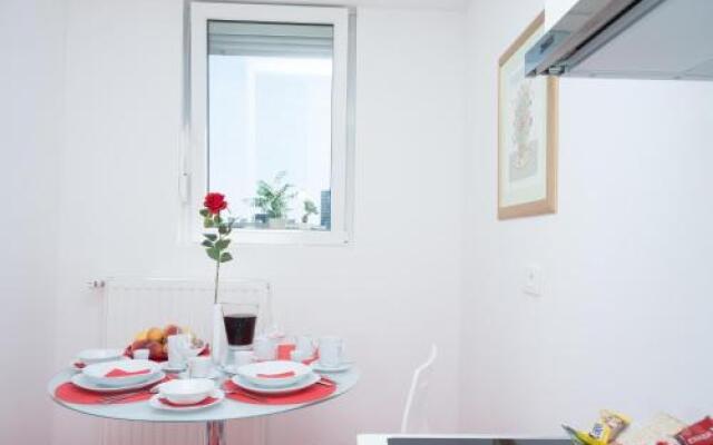 Amanda Apartment