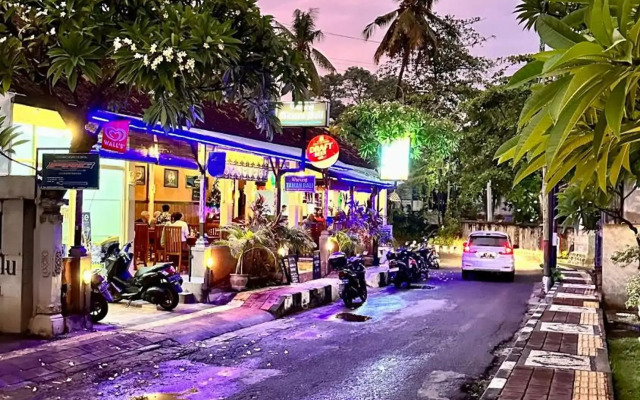 Puri Bali Lovina