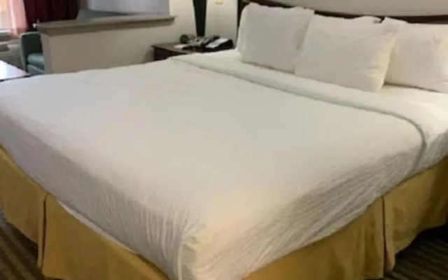 Days Inn Ocean Springs