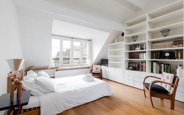 Le Marais - hôtel de Ville Apartment