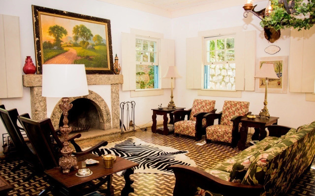 Estancias Duvivier Hotel