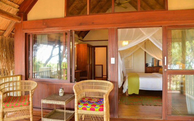 Machangulo Beach Lodge