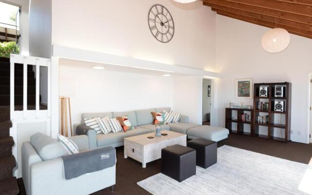 Nelson's Lookout - Russell Holiday Home