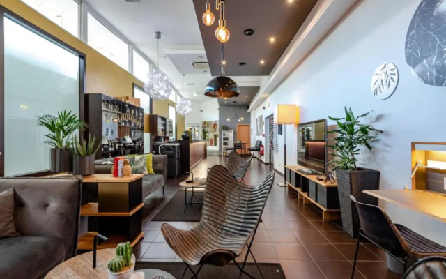 SleepinRoomz Boutique Hotel