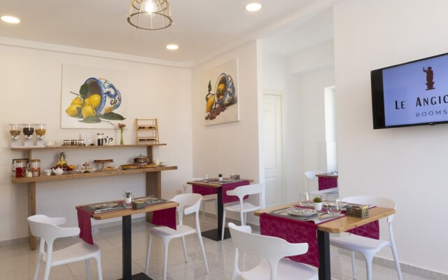 Le Angioine Rooms