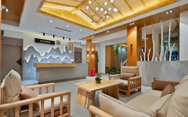 Kaili Hyatt Garden Hotel