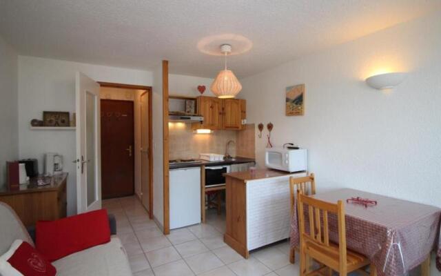 Appartement Mont-Dore, 1 pièce, 2 personnes - FR-1-608-55