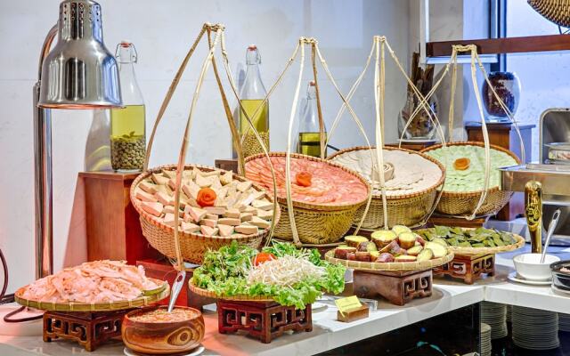 Celina Hotel & Apartment