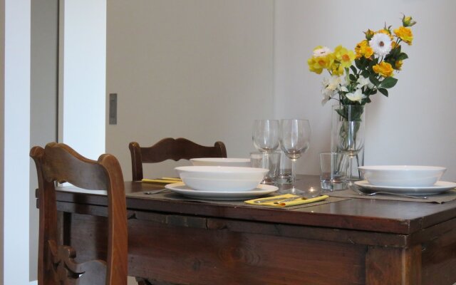 Santa Croce Apartments
