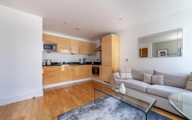 One Bedroom Canary Wharf