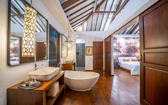 Contemporary Private Villa, 4 BR, Canggu With Staff