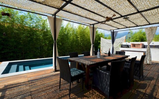 A Casa di Lou piscine jacuzzi Moriani