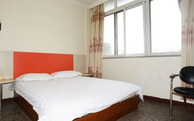 Estate Hotel