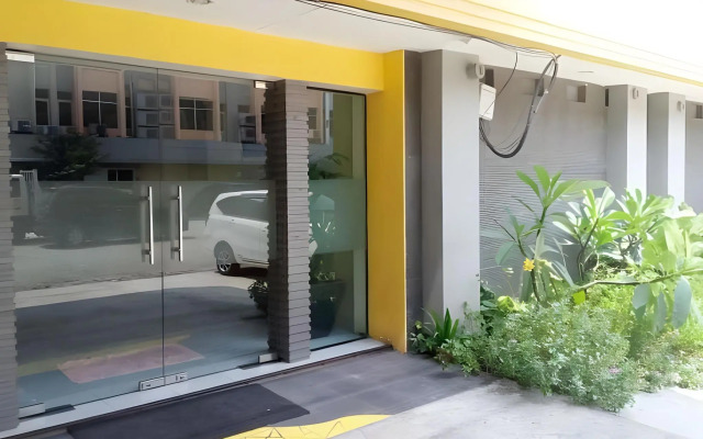 Ethan Hotel Cilincing Plaza