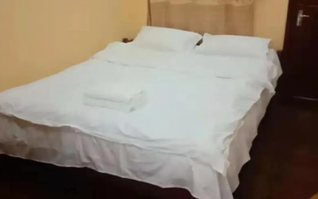 Green Land Hotel