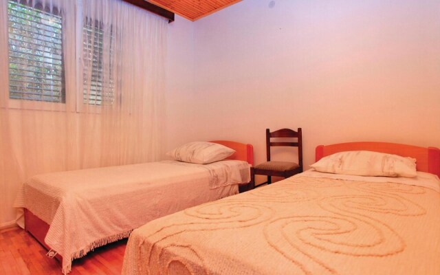 Awesome Apartment in Prizba With 3 Bedrooms