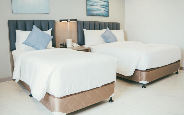 NS Royal Hotel
