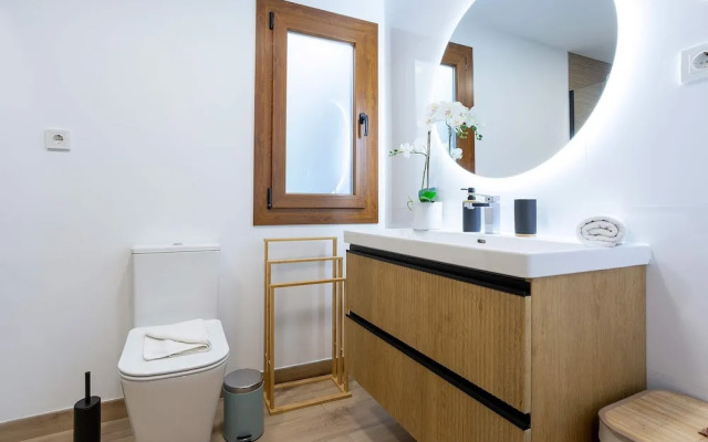 Cozy Apartment Near El Palo Malaga. Antonio Trueba